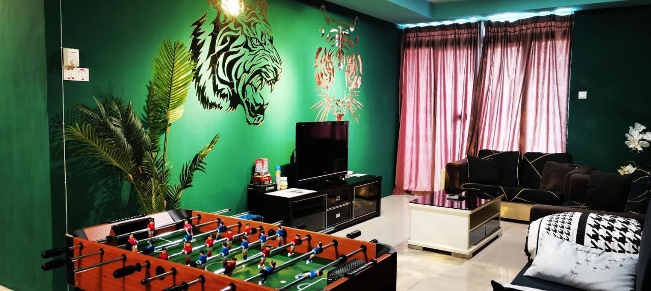 Cozy Forest Themed Homestay 4 Bedroom Kuala Lumpur Kültér fotó