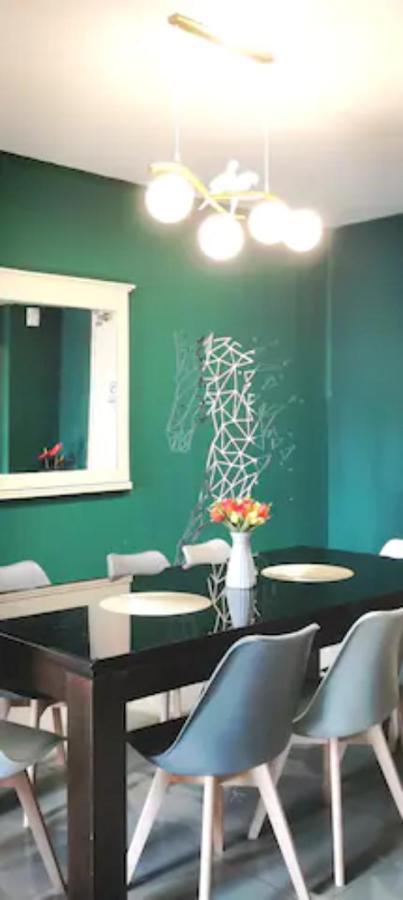 Cozy Forest Themed Homestay 4 Bedroom Kuala Lumpur Kültér fotó